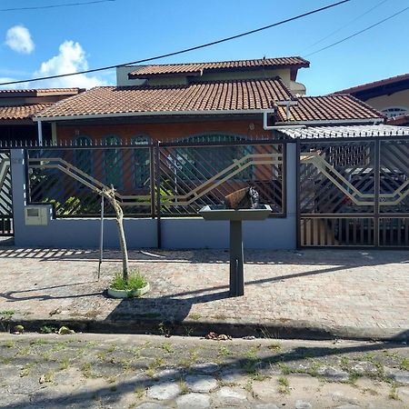 Peruíbe Casa Linda E Confortavel A 3 Min Da Praia!!! מראה חיצוני תמונה